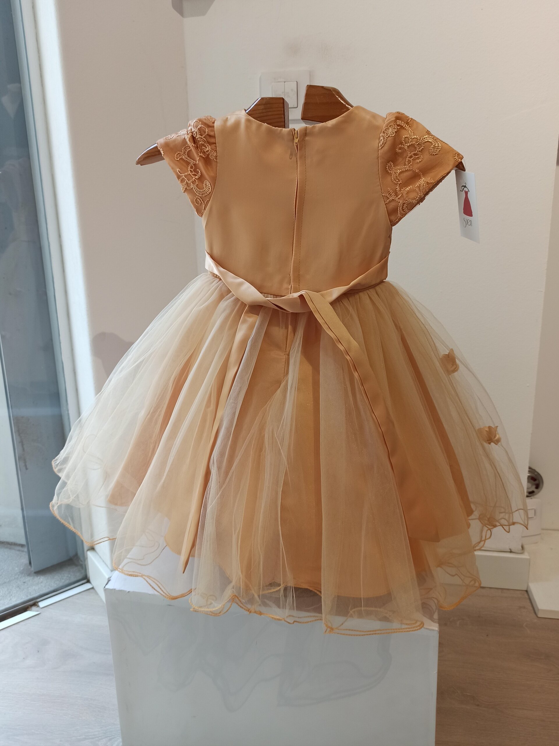Vestido fiesta niña dorado - 2