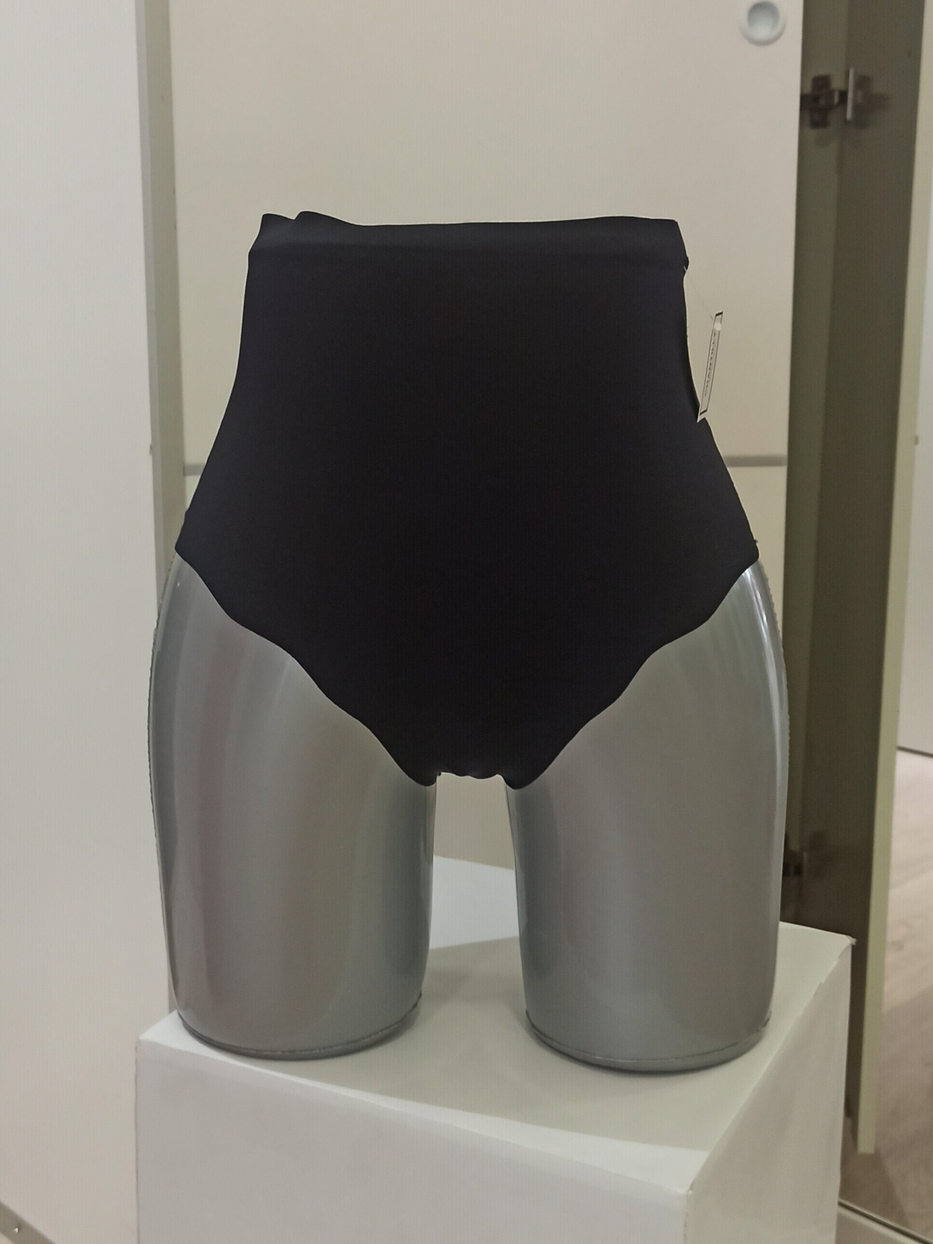 Tanga reafirmante sin costuras - 1