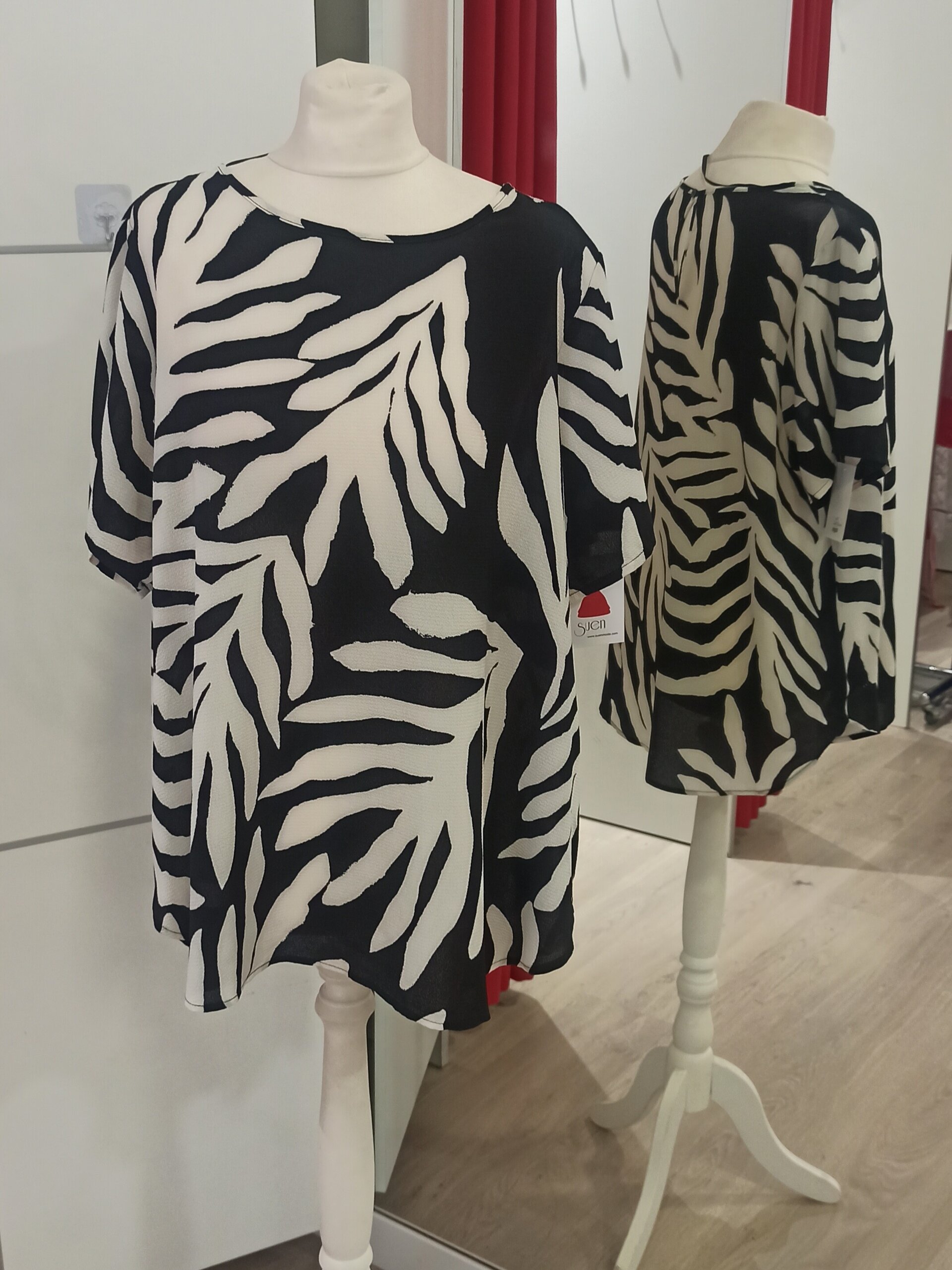 Blusa estampada - 1