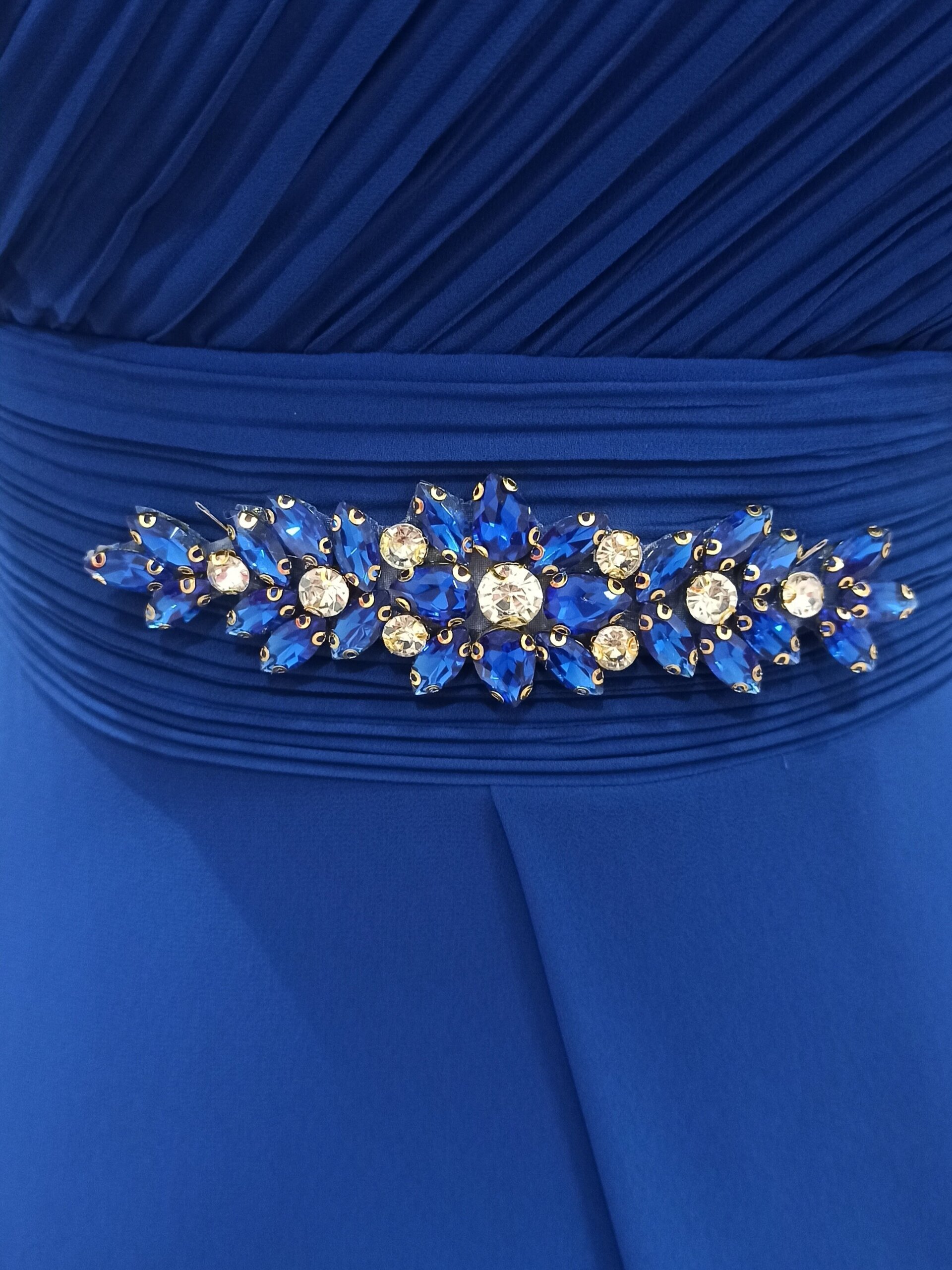 Aplicación de pedrería azul - 2