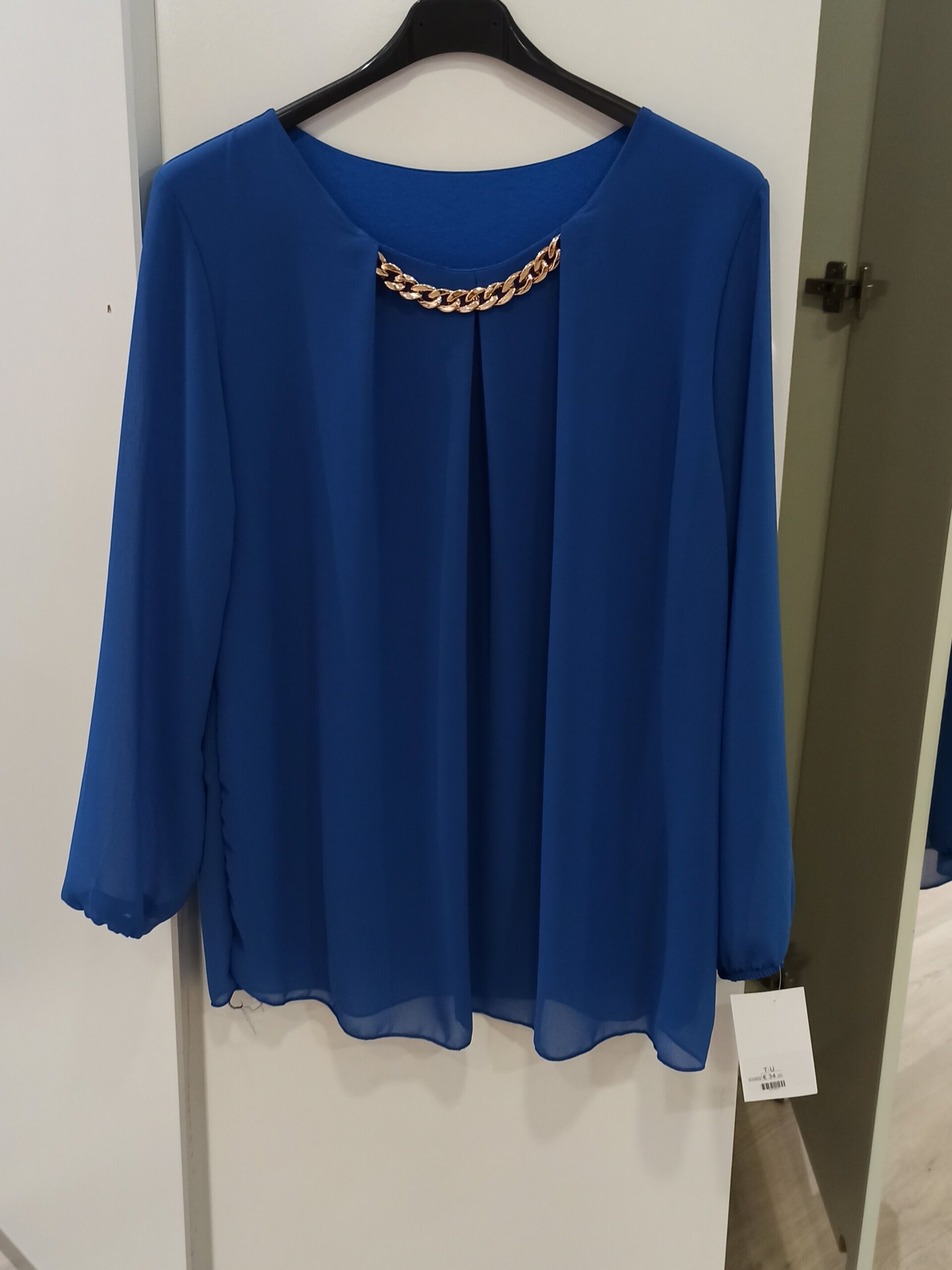 Blusa de fiesta detalle cadena - 4