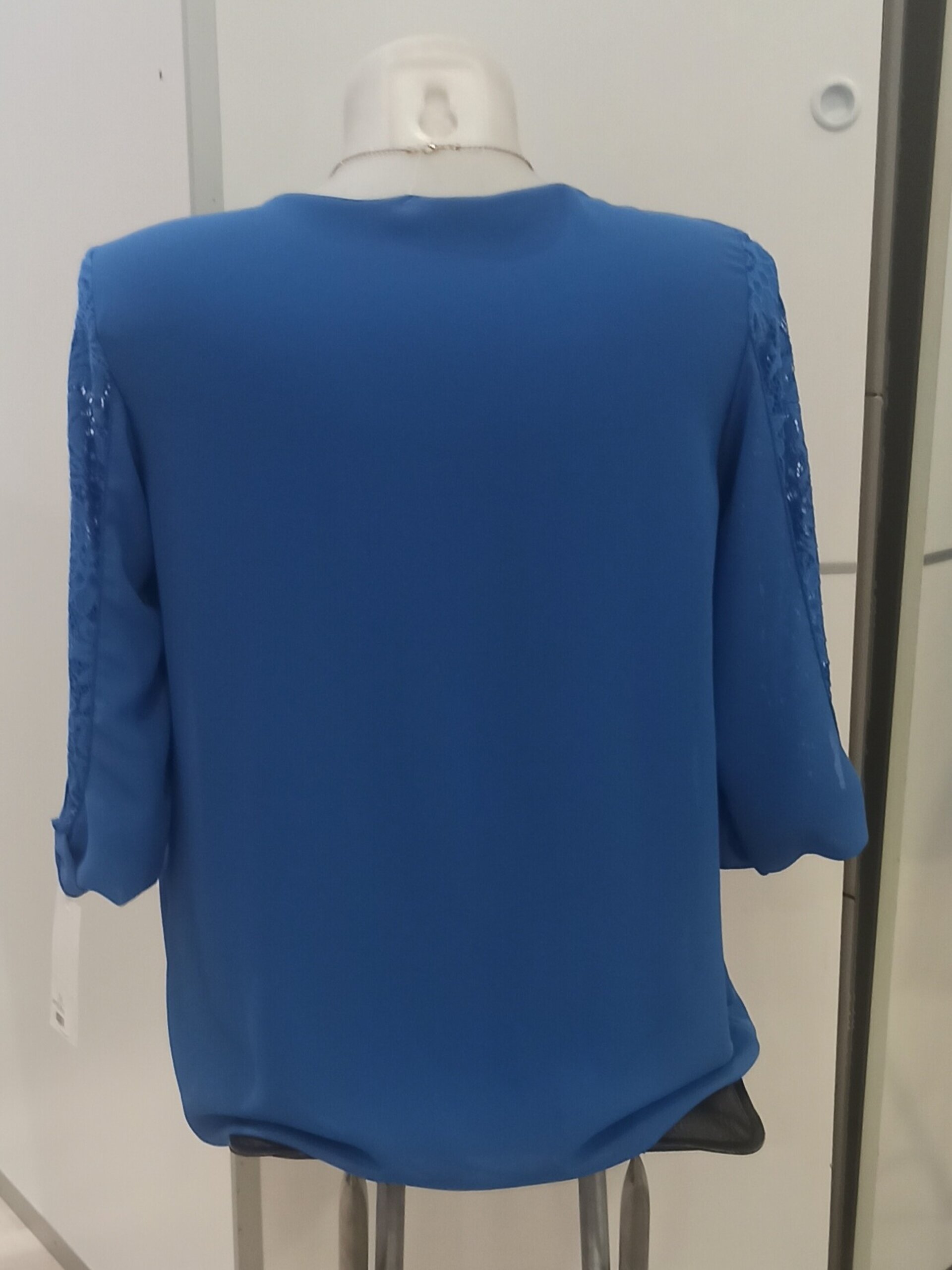 Blusa manga encaje - 2