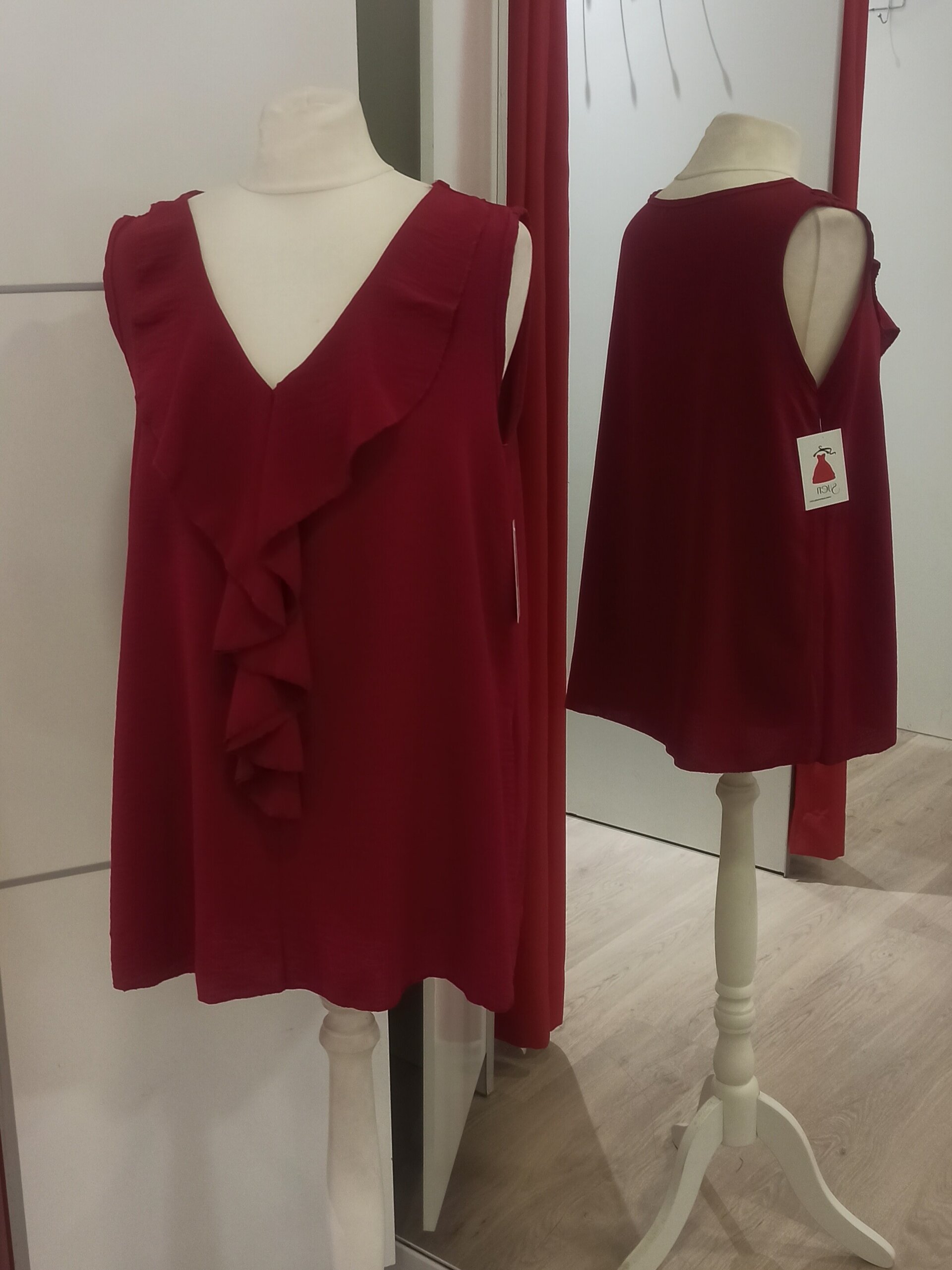 Top con volante talla grande - 1
