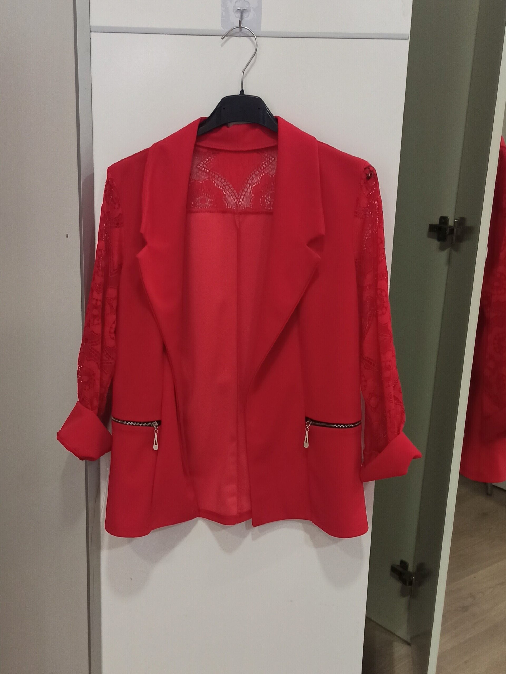 Americana con encaje - 1