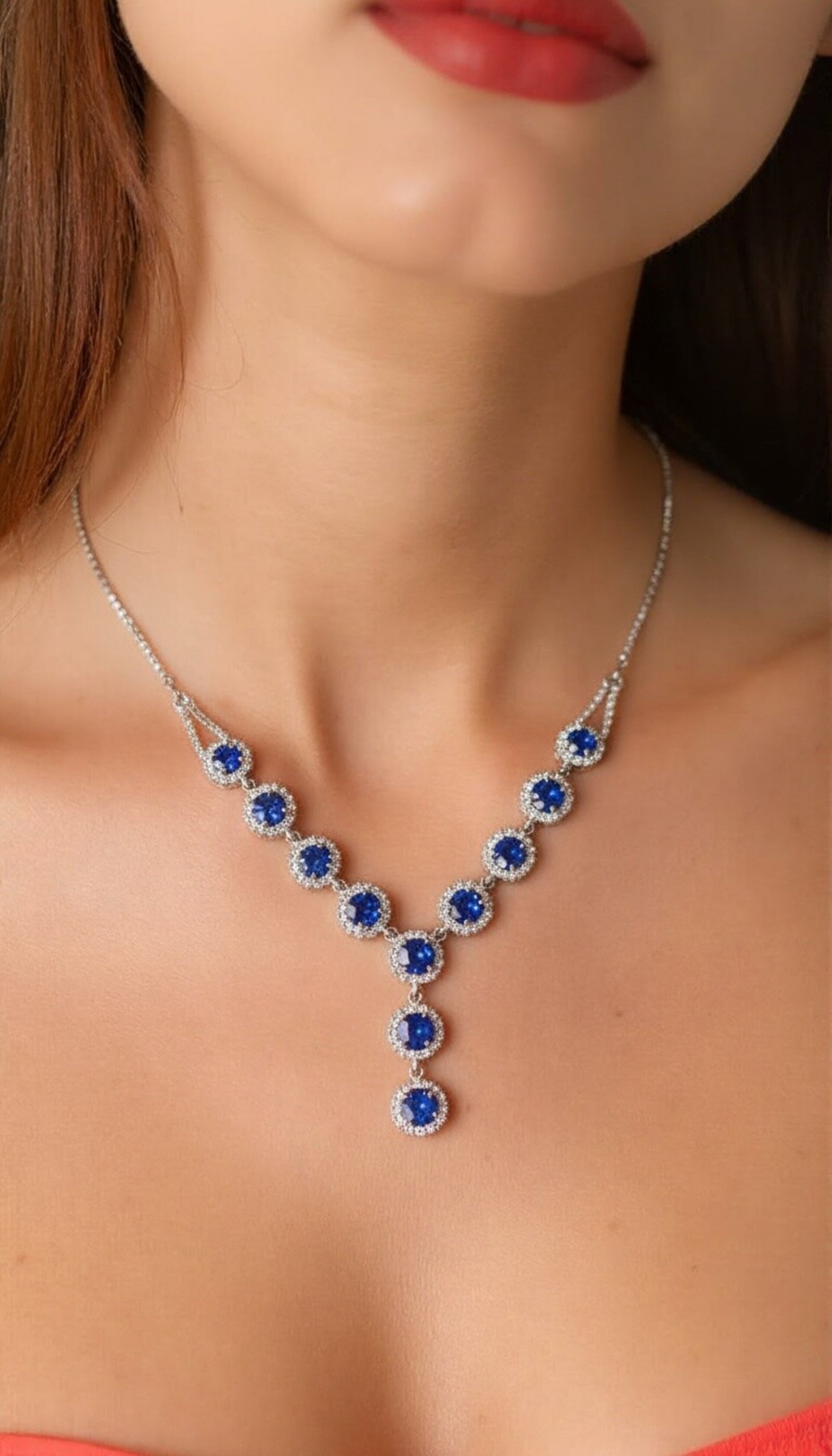 Conjunto de bisutería con pedrería azul - 1