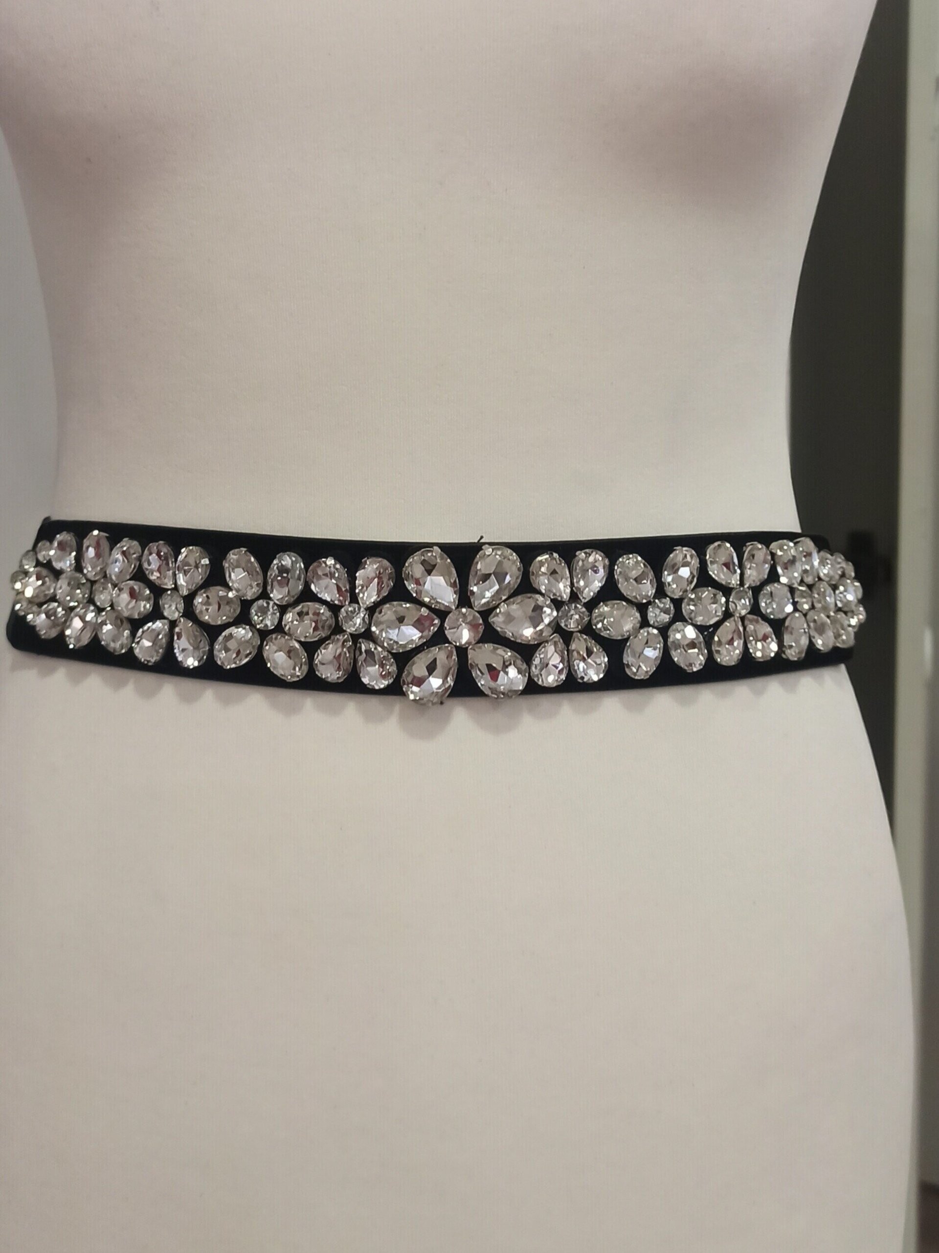 Cinturón de pedrería plata - 1