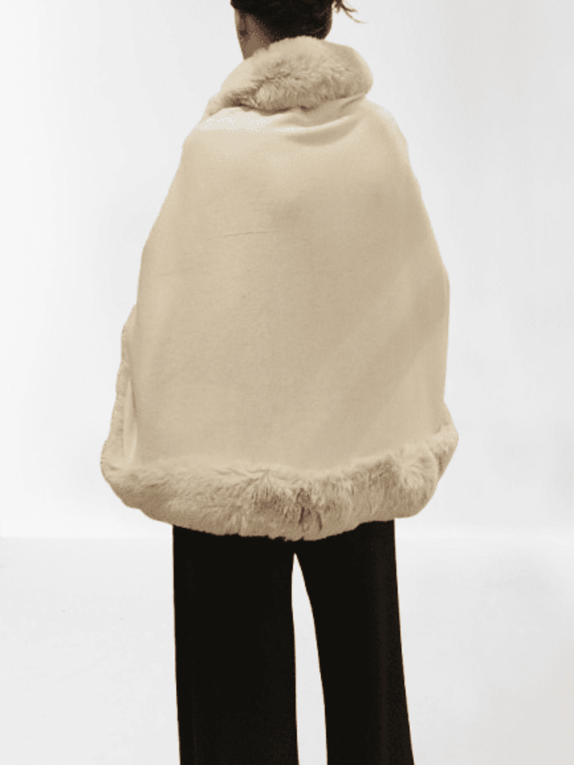 Capa con pelo - 5