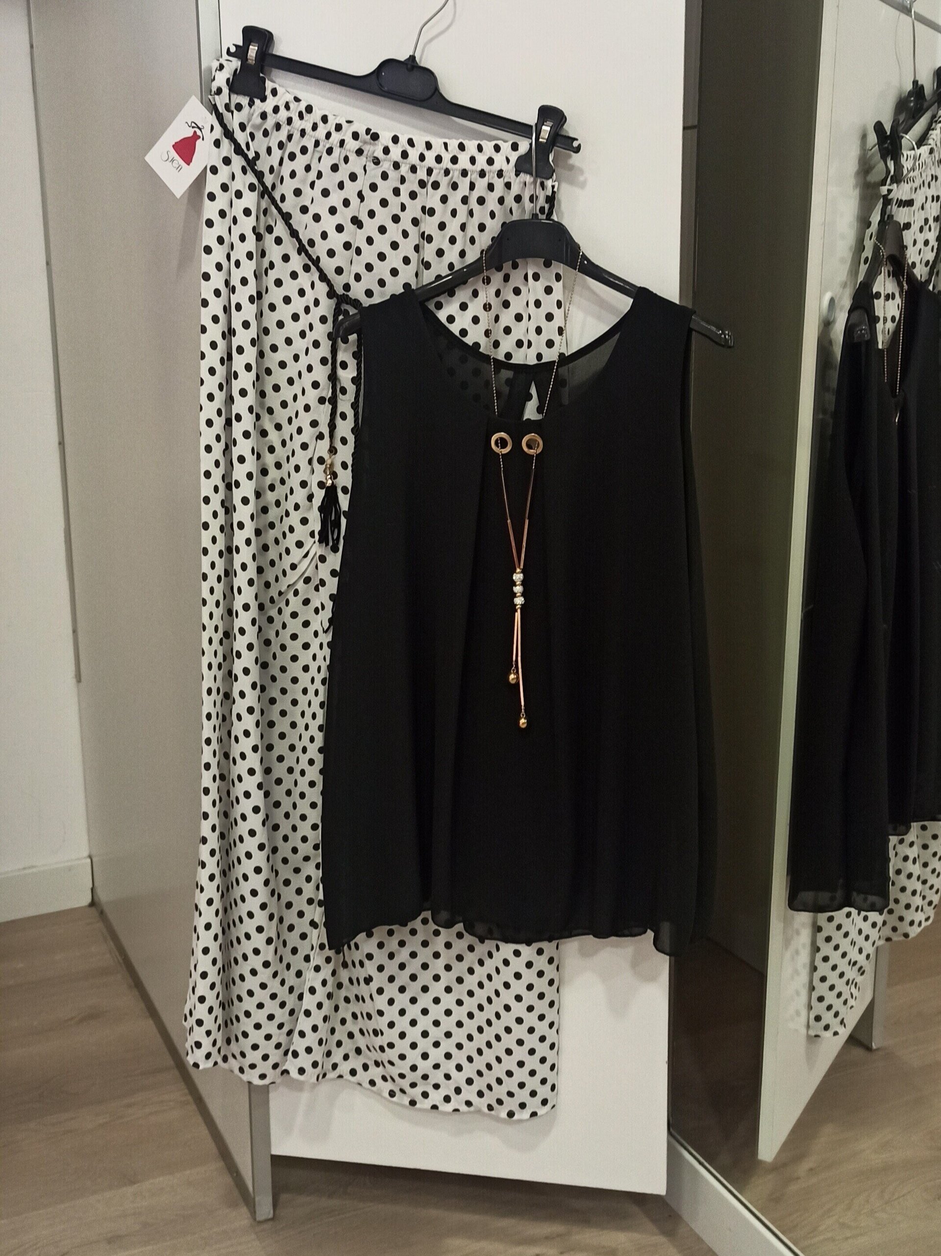 Conjunto pantalón y top - 2